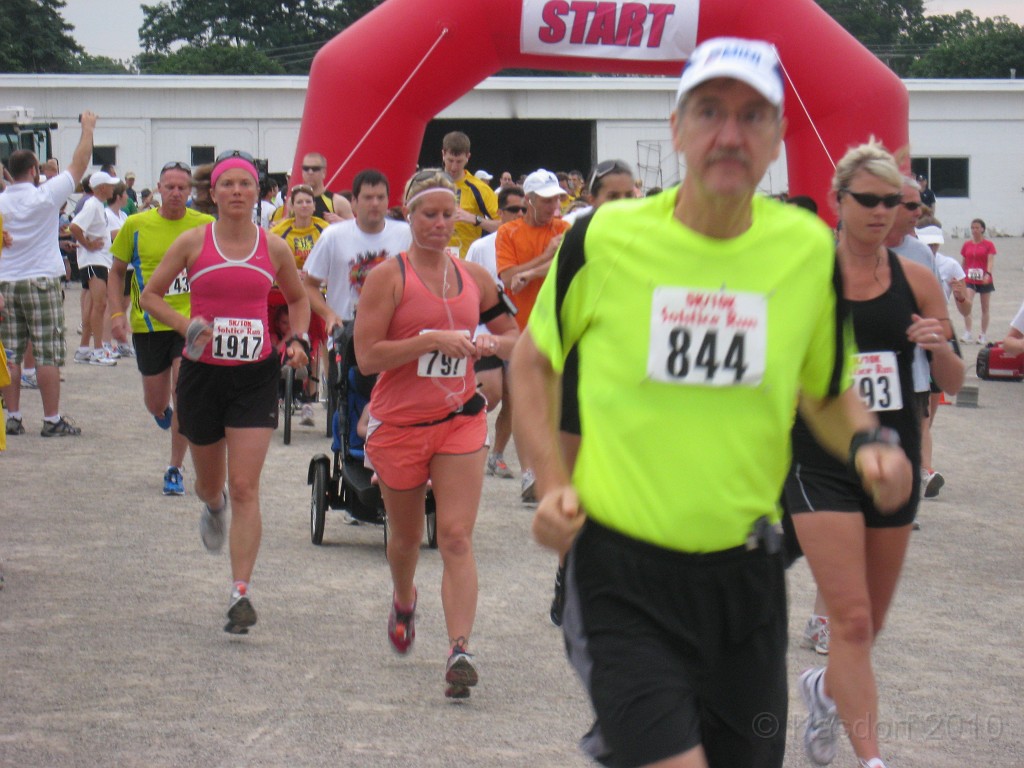 Solstice 10K 2010-06 0100.jpg - The 2010 running of the Northville Michigan Solstice 10K race. Six miles of heat, humidity and hills.